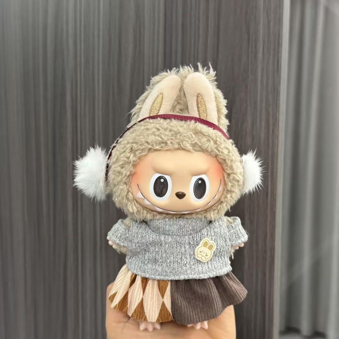 Labubu Tøjsæt- Cozy Bunny Edition fra Hemmingsen Kids
