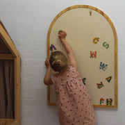 Magnettavle i Egetræ fra Hemmingsen Kids