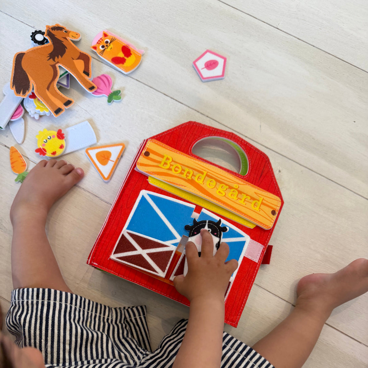 Aktivitets og følebog Gårdliv fra Hemmingsen Kids, billede 2