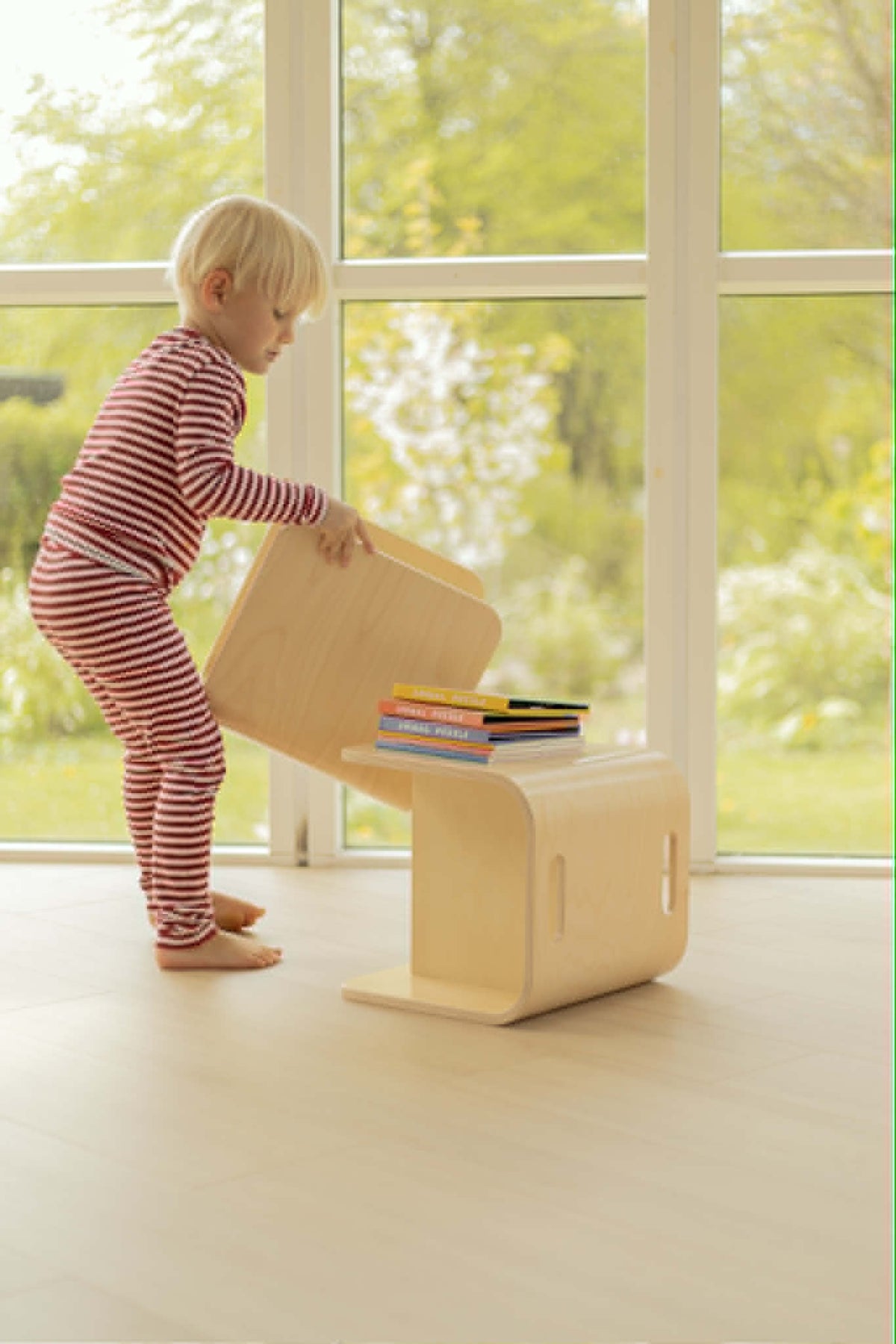 Noah Bord & Stolesæt – multifunktionelt møbel i træ fra Hemmingsen Kids, billede 9