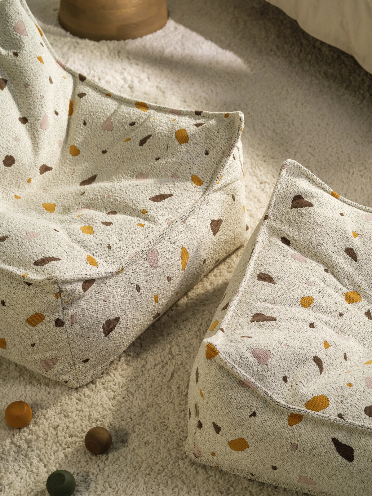 Wigiwama Firkantet puf, Terrazzo Marble (4)
