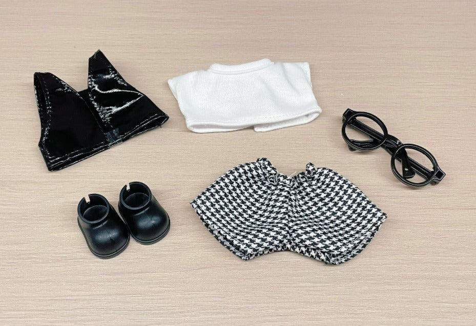 Labubu Tøjsæt- Classic Chic Edition fra Hemmingsen Kids, billede 2